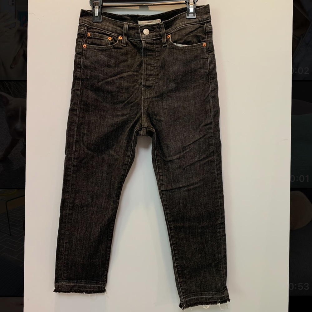 NWOT Levi’s Wedgie Straight Jean - Grey